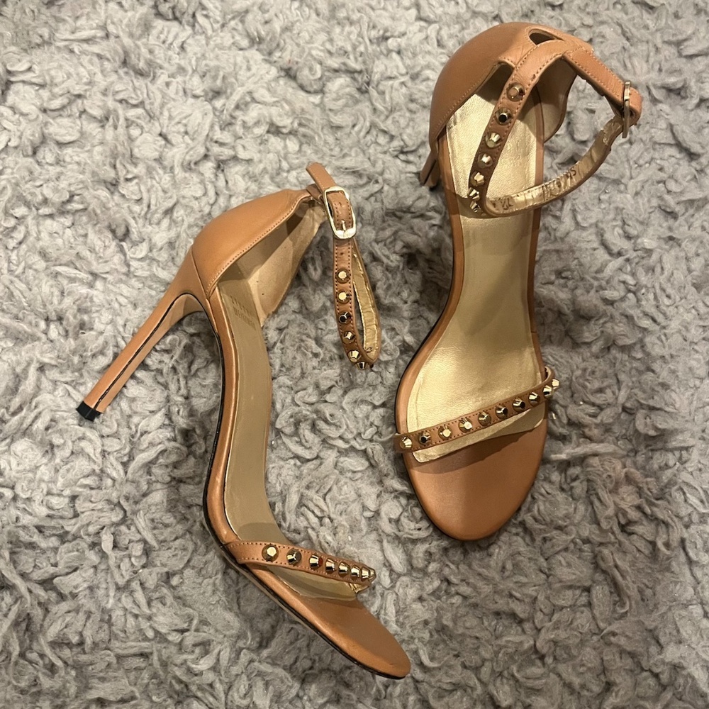 STUART WEITZMAN "What A Stud" Tan Gold Studded Sandals Heels Ankle Strap Heels